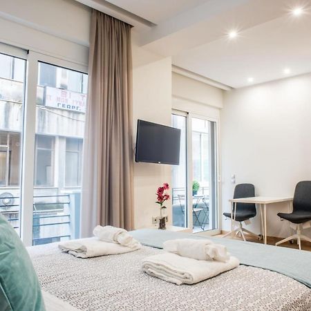 Appartement A25 Pristine & Sunny Flat With Balcony At Downtown Athènes Extérieur photo